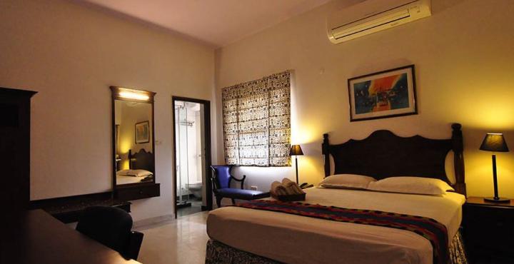 ไกลรุคชี - อะ ซิตี้ เซ็นเตอร์ โฮเต็ล Hotel ชัยปุระ ภายนอก รูปภาพ